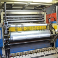 打包膜生產(chǎn)設(shè)備